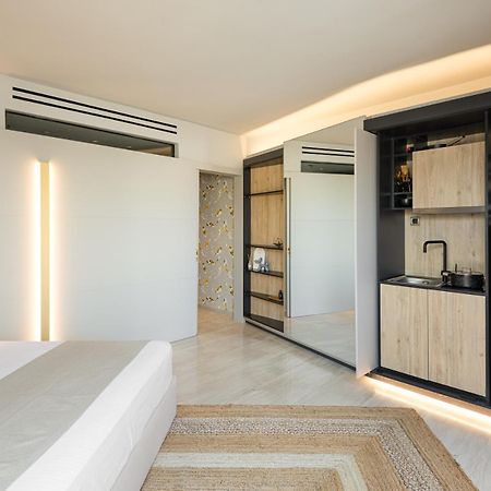 The Koi Apartment, Thessaloniki #Feelslikehome Bagian luar foto