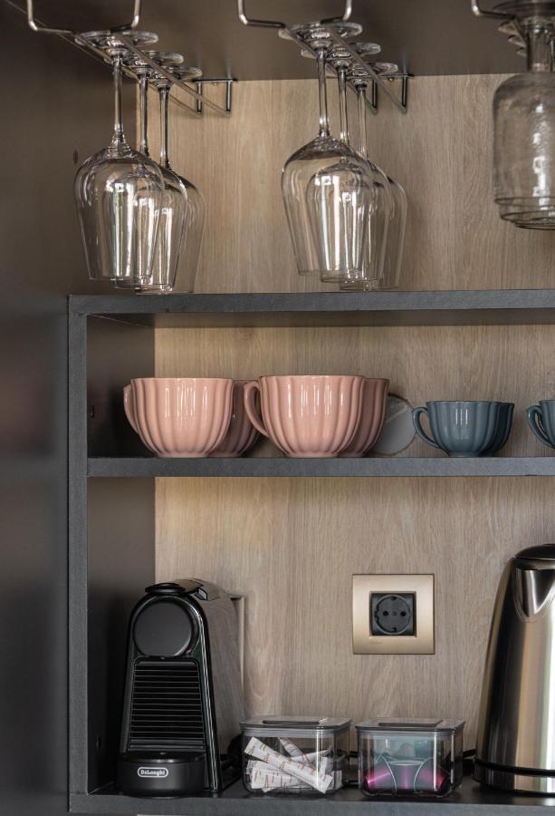 The Koi Apartment, Thessaloniki #Feelslikehome Bagian luar foto